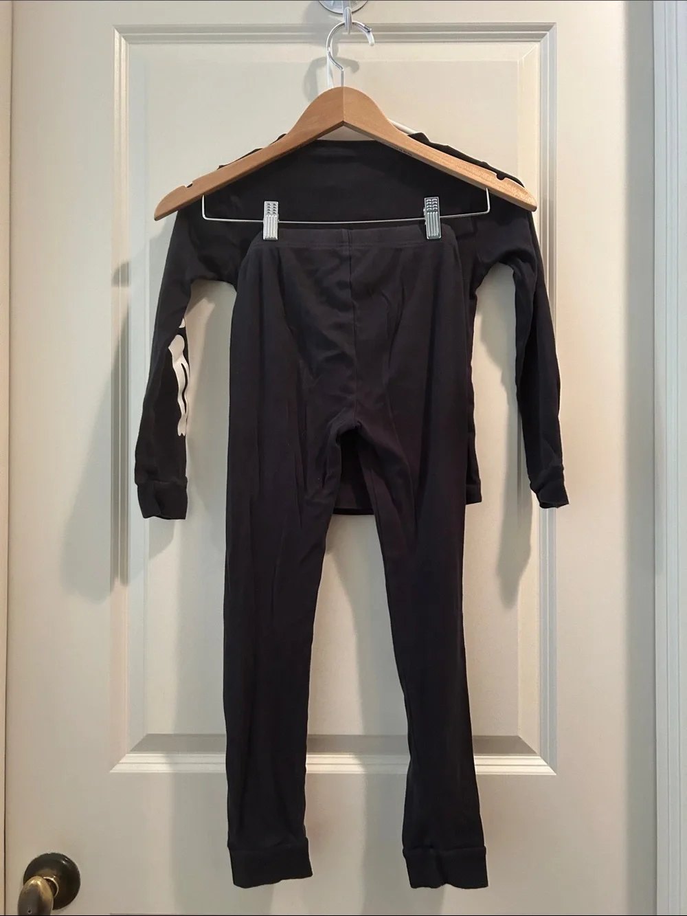 Carter's Black Skeleton Pajama Set with Neon Green Eyes Orange Spiders size 8 - Picture 14 of 14